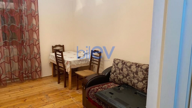 Aylıq Kirayə 2 otaqlı Köhnə Tikili bina evi  50m², Bakı