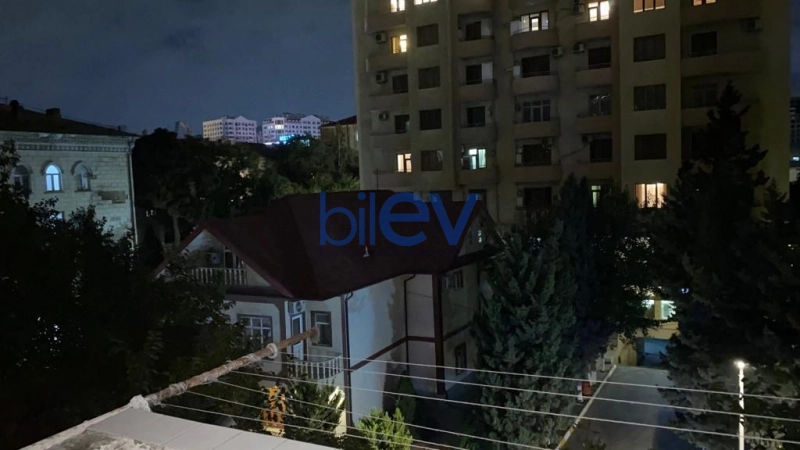 Aylıq Kirayə 2 otaqlı Köhnə Tikili bina evi  50m², Bakı