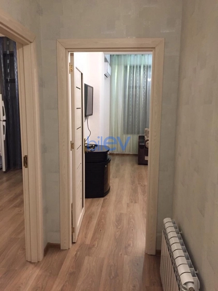 Aylıq Kirayə 1 otaqlı Yeni Tikili bina evi  55m², Bakı
