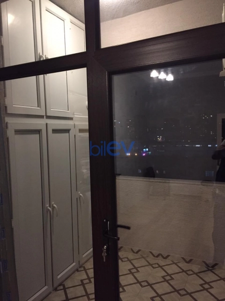 Aylıq Kirayə 1 otaqlı Yeni Tikili bina evi  55m², Bakı