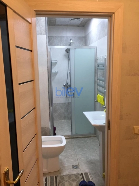 Aylıq Kirayə 1 otaqlı Yeni Tikili bina evi  55m², Bakı