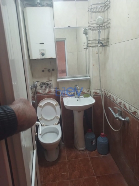 Aylıq Kirayə 2 otaqlı Köhnə Tikili bina evi  55m², Bakı