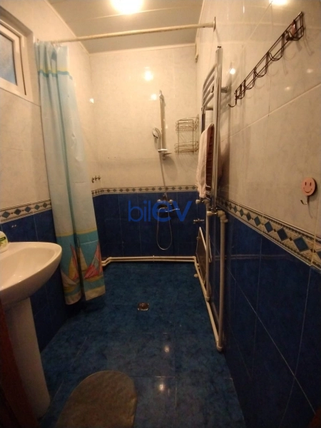 Aylıq Kirayə 2 otaqlı Köhnə Tikili bina evi  60m², Bakı
