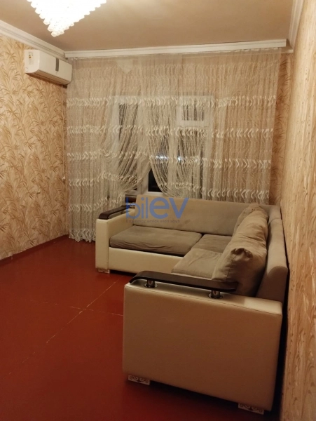 Aylıq Kirayə 2 otaqlı Köhnə Tikili bina evi  60m², Bakı