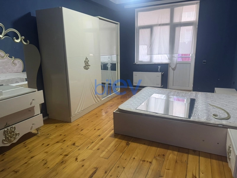 Aylıq Kirayə 3 otaqlı Yeni Tikili bina evi  121m², Bakı