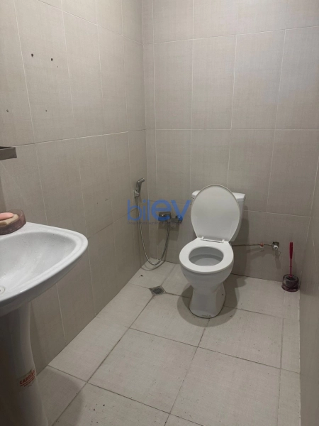 Aylıq Kirayə 3 otaqlı Yeni Tikili bina evi  121m², Bakı