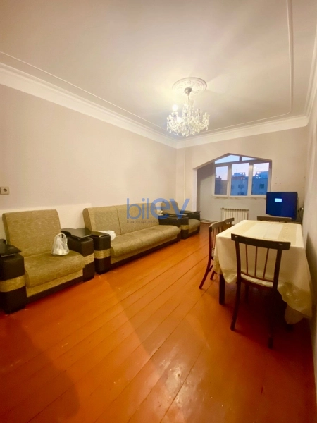 Aylıq Kirayə 3 otaqlı Köhnə Tikili bina evi  80m², Bakı