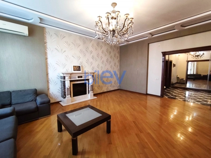 Aylıq Kirayə 3 otaqlı Yeni Tikili bina evi  150m², Bakı