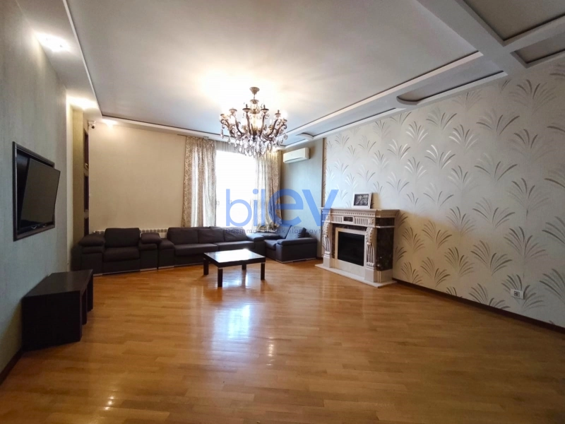 Aylıq Kirayə 3 otaqlı Yeni Tikili bina evi  150m², Bakı