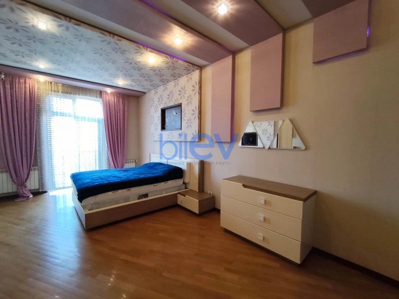Aylıq Kirayə 3 otaqlı Yeni Tikili bina evi  150m², Bakı