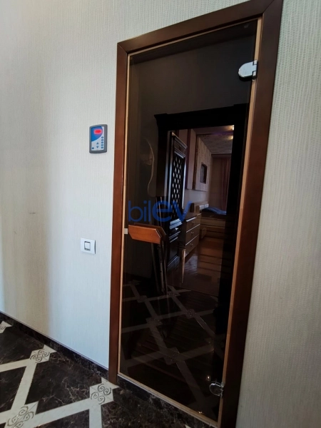 Aylıq Kirayə 3 otaqlı Yeni Tikili bina evi  150m², Bakı