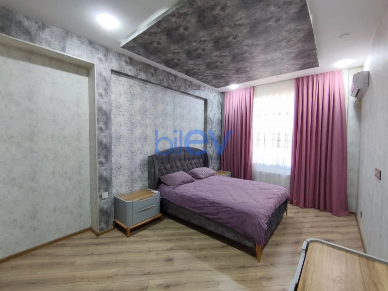 Aylıq Kirayə 2 otaqlı Yeni Tikili bina evi  105m², Bakı
