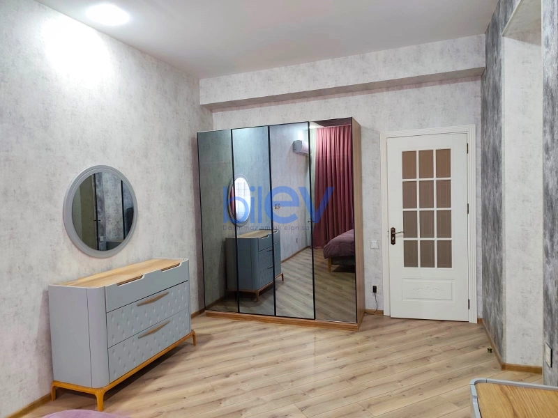 Aylıq Kirayə 2 otaqlı Yeni Tikili bina evi  105m², Bakı