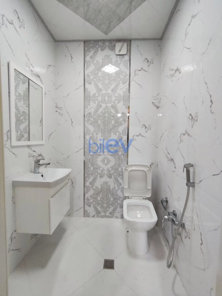 Aylıq Kirayə 2 otaqlı Yeni Tikili bina evi  105m², Bakı