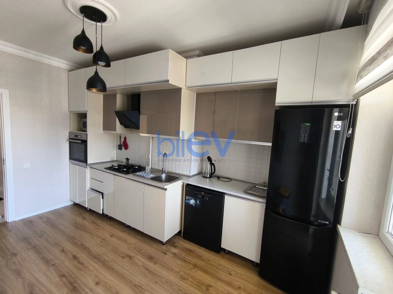 Aylıq Kirayə 2 otaqlı Yeni Tikili bina evi  88m², Bakı