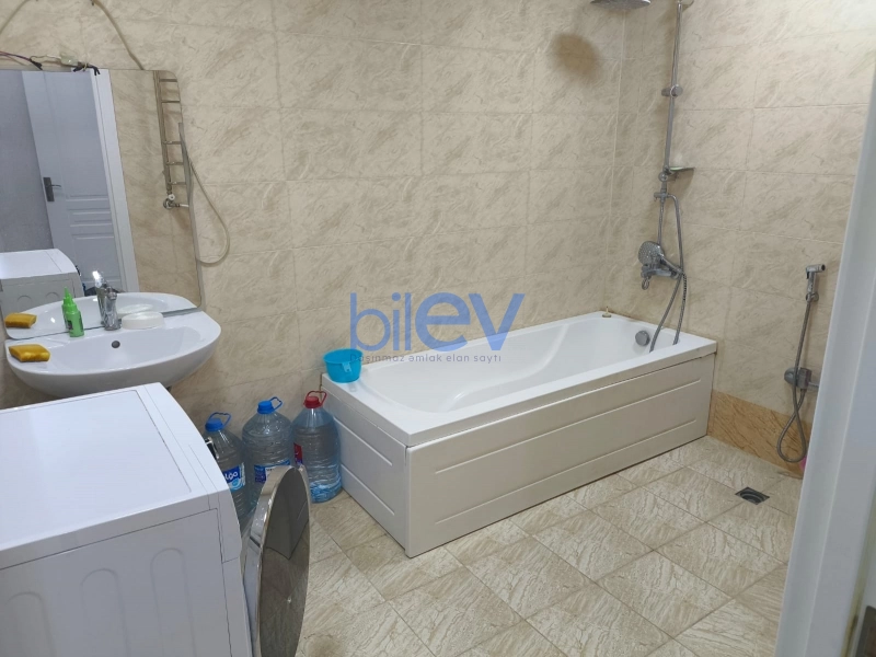 Aylıq Kirayə 2 otaqlı Yeni Tikili bina evi  88m², Bakı