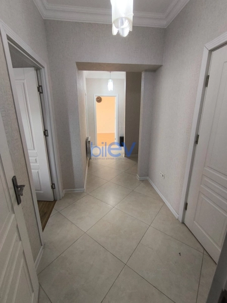 Aylıq Kirayə 2 otaqlı Yeni Tikili bina evi  88m², Bakı