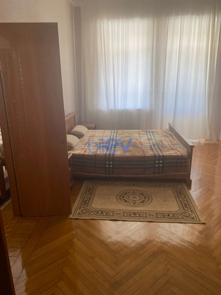 Aylıq Kirayə 3 otaqlı Köhnə Tikili bina evi  100m², Bakı