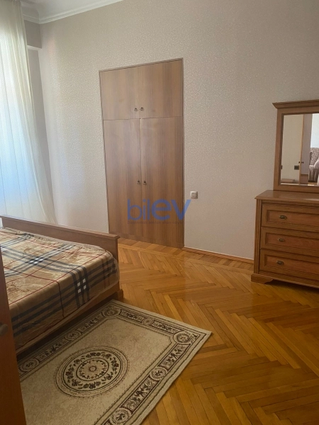 Aylıq Kirayə 3 otaqlı Köhnə Tikili bina evi  100m², Bakı