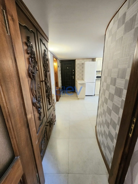 Aylıq Kirayə 2 otaqlı Köhnə Tikili bina evi  75m², Bakı