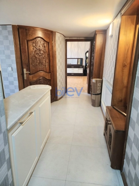 Aylıq Kirayə 2 otaqlı Köhnə Tikili bina evi  75m², Bakı