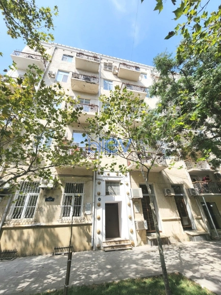 Aylıq Kirayə 2 otaqlı Köhnə Tikili bina evi  75m², Bakı