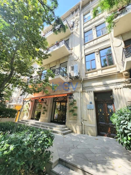 Aylıq Kirayə 2 otaqlı Köhnə Tikili bina evi  75m², Bakı