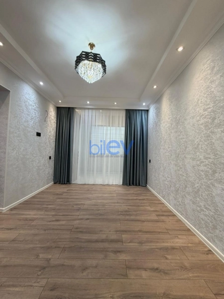 Satış 1 otaqlı Köhnə Tikili bina evi  42m², Bakı