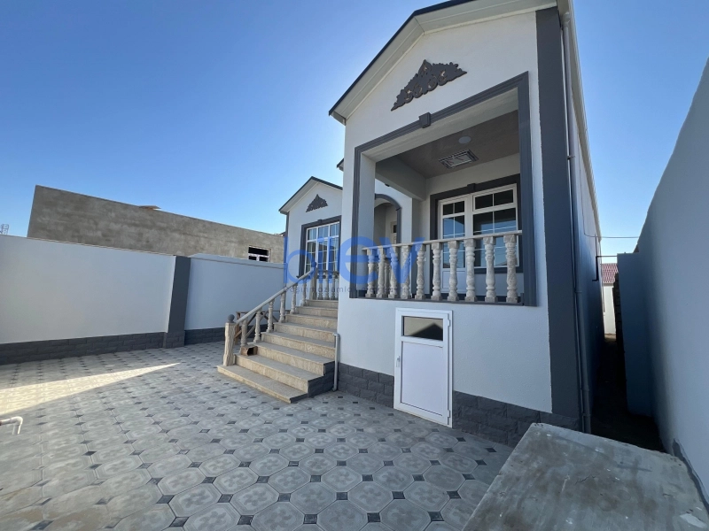 Satış 4 otaqlı Həyət evi  130m², Bakı