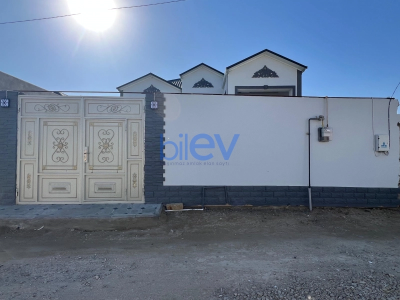 Satış 4 otaqlı Həyət evi  130m², Bakı
