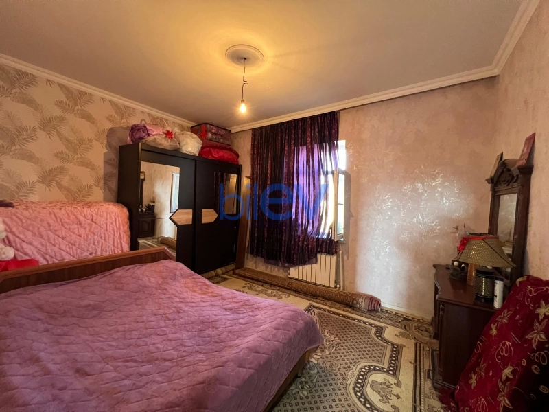 Satış 8 otaqlı Həyət evi  240m², Bakı