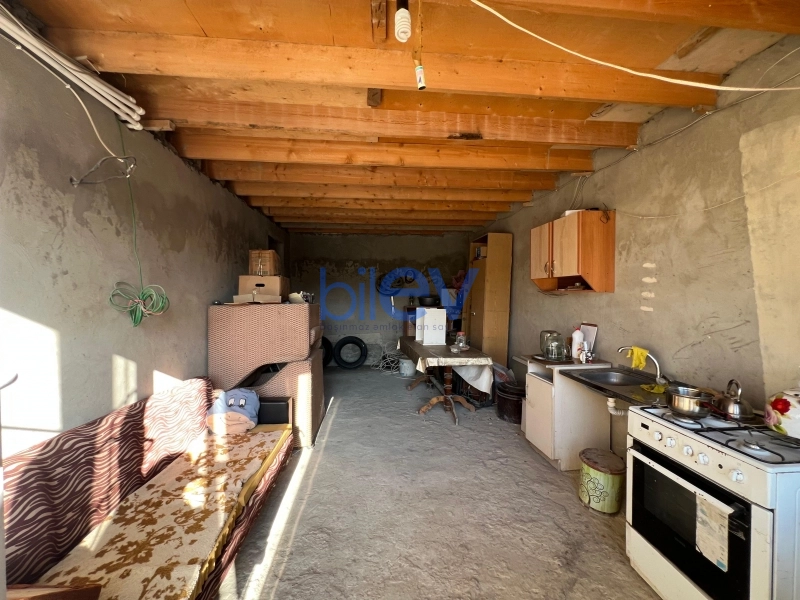 Satış 8 otaqlı Həyət evi  240m², Bakı