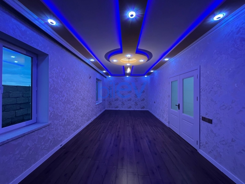 Satış 4 otaqlı Həyət evi  130m², Bakı