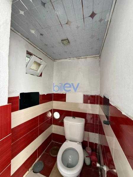 Satış 7 otaqlı Həyət evi  240m², Bakı