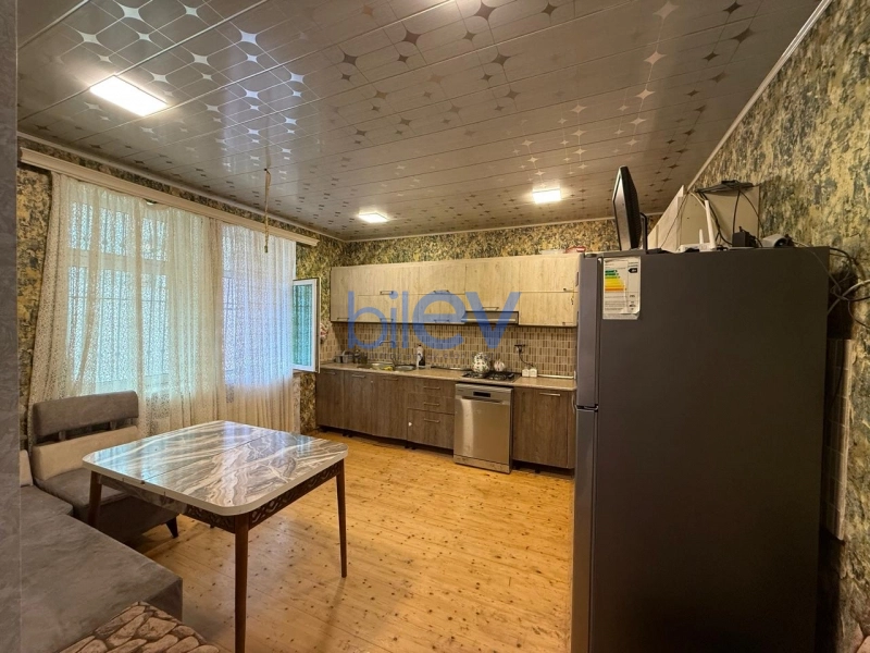 Satış 7 otaqlı Həyət evi  240m², Bakı