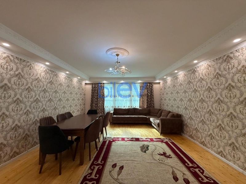 Satış 7 otaqlı Həyət evi  240m², Bakı