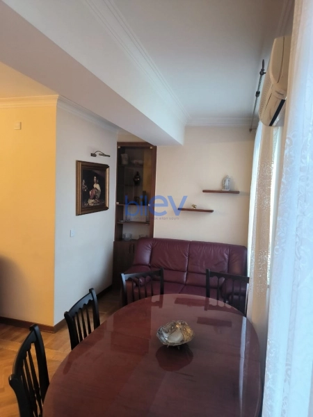 Aylıq Kirayə 2 otaqlı Yeni Tikili bina evi  70m², Bakı