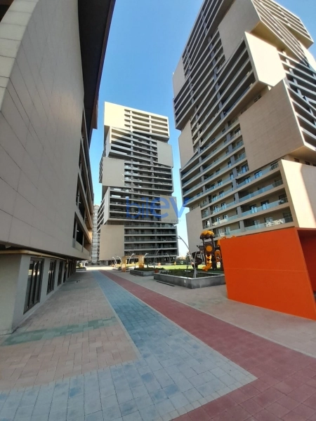 Aylıq Kirayə 4 otaqlı Yeni Tikili bina evi  178m², Bakı