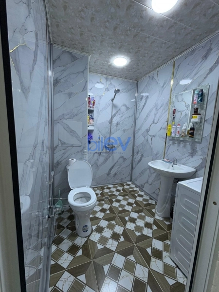 Aylıq Kirayə 1 otaqlı Köhnə Tikili bina evi  40m², Bakı