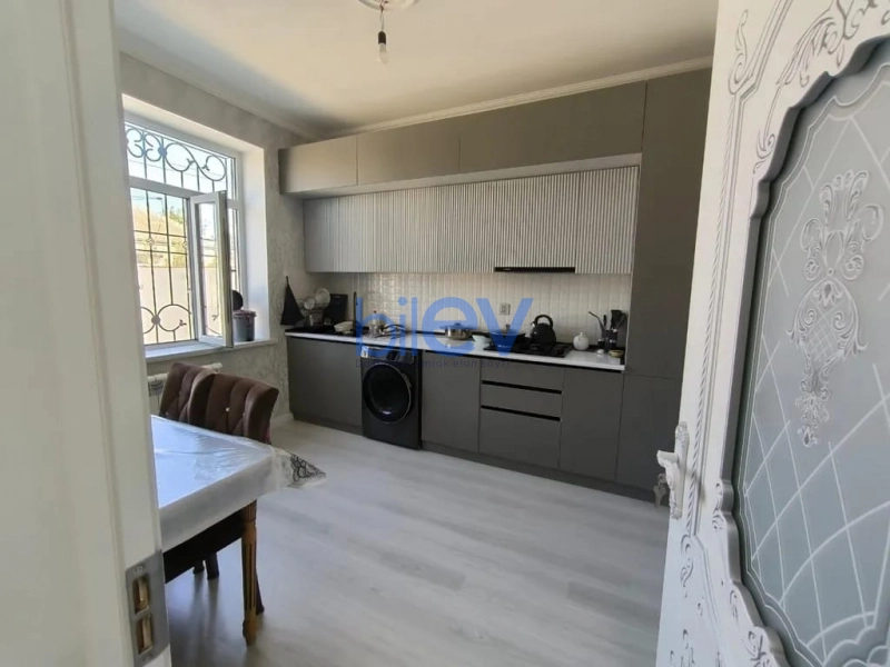 Aylıq Kirayə 3 otaqlı Həyət evi  90m², Bakı