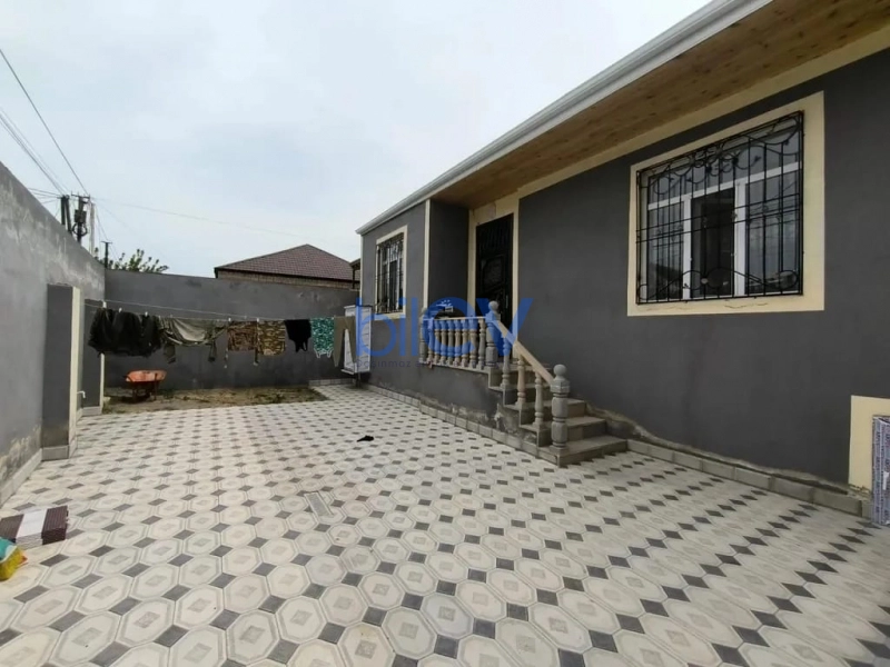 Aylıq Kirayə 3 otaqlı Həyət evi  90m², Bakı