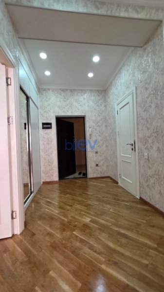 Satış 2 otaqlı Yeni Tikili bina evi  65m², Bakı