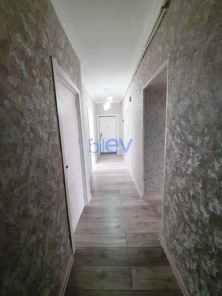 Satış 3 otaqlı Köhnə Tikili bina evi  70m², Bakı