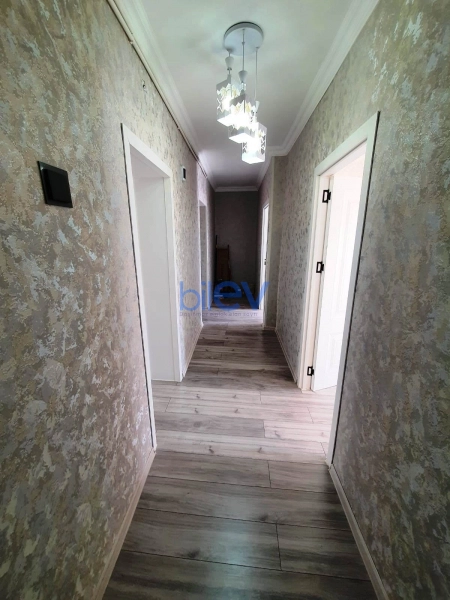 Satış 3 otaqlı Köhnə Tikili bina evi  70m², Bakı