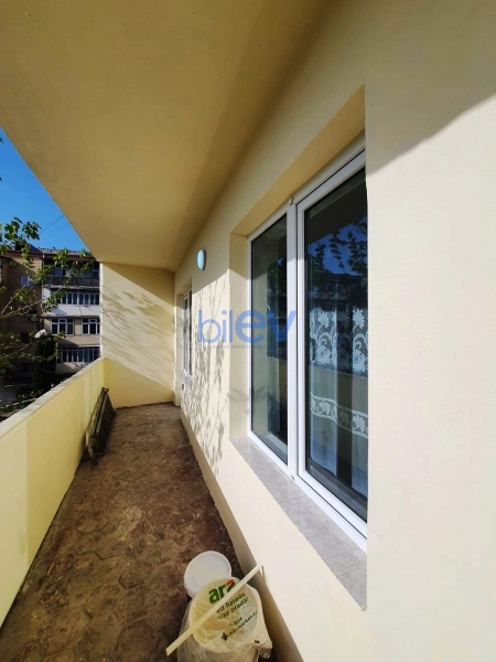Satış 3 otaqlı Köhnə Tikili bina evi  70m², Bakı