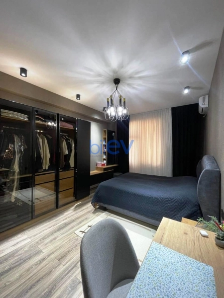 Satış 3 otaqlı Yeni Tikili bina evi  131m², Bakı
