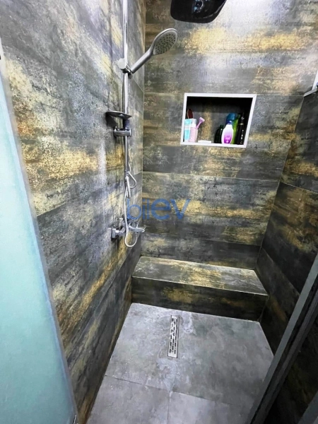 Satış 3 otaqlı Yeni Tikili bina evi  131m², Bakı
