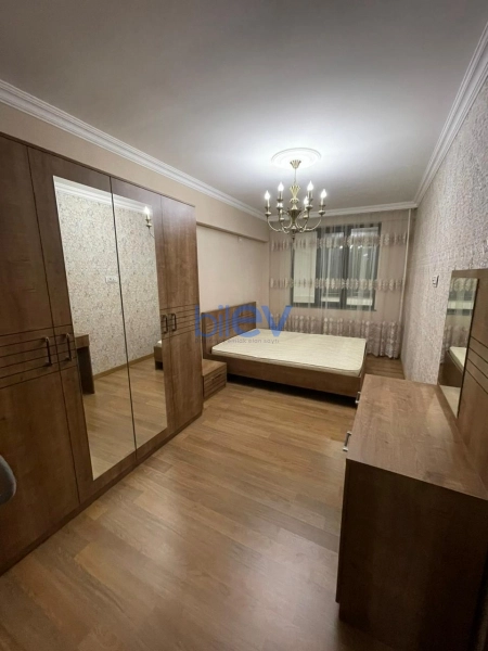 Aylıq Kirayə 2 otaqlı Köhnə Tikili bina evi  60m², Bakı