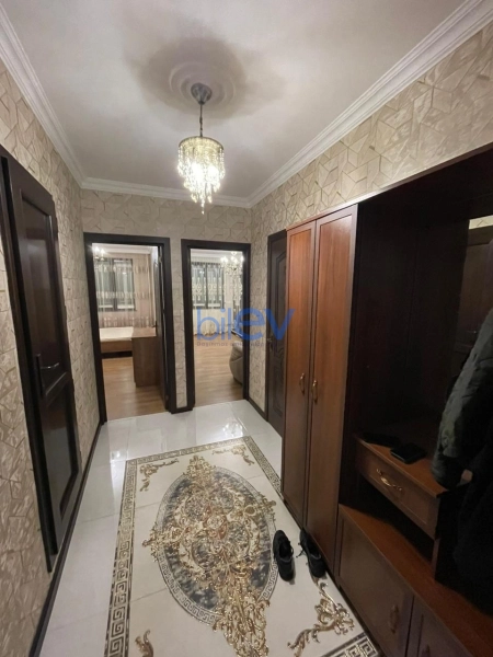 Aylıq Kirayə 2 otaqlı Köhnə Tikili bina evi  60m², Bakı