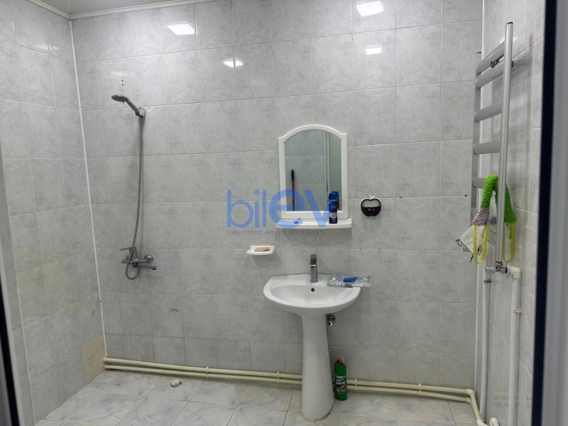 Aylıq Kirayə 2 otaqlı Yeni Tikili bina evi  82m², Bakı